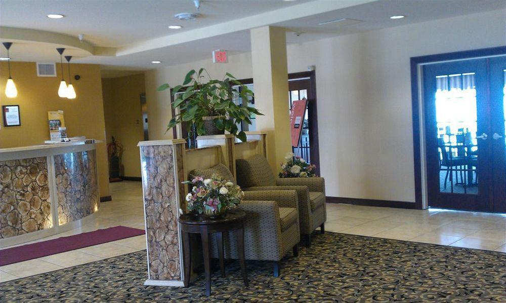 Comfort Suites Bloomington I-55 And I-74 Εξωτερικό φωτογραφία