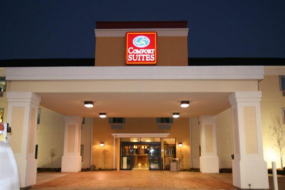 Comfort Suites Bloomington I-55 And I-74 Εξωτερικό φωτογραφία